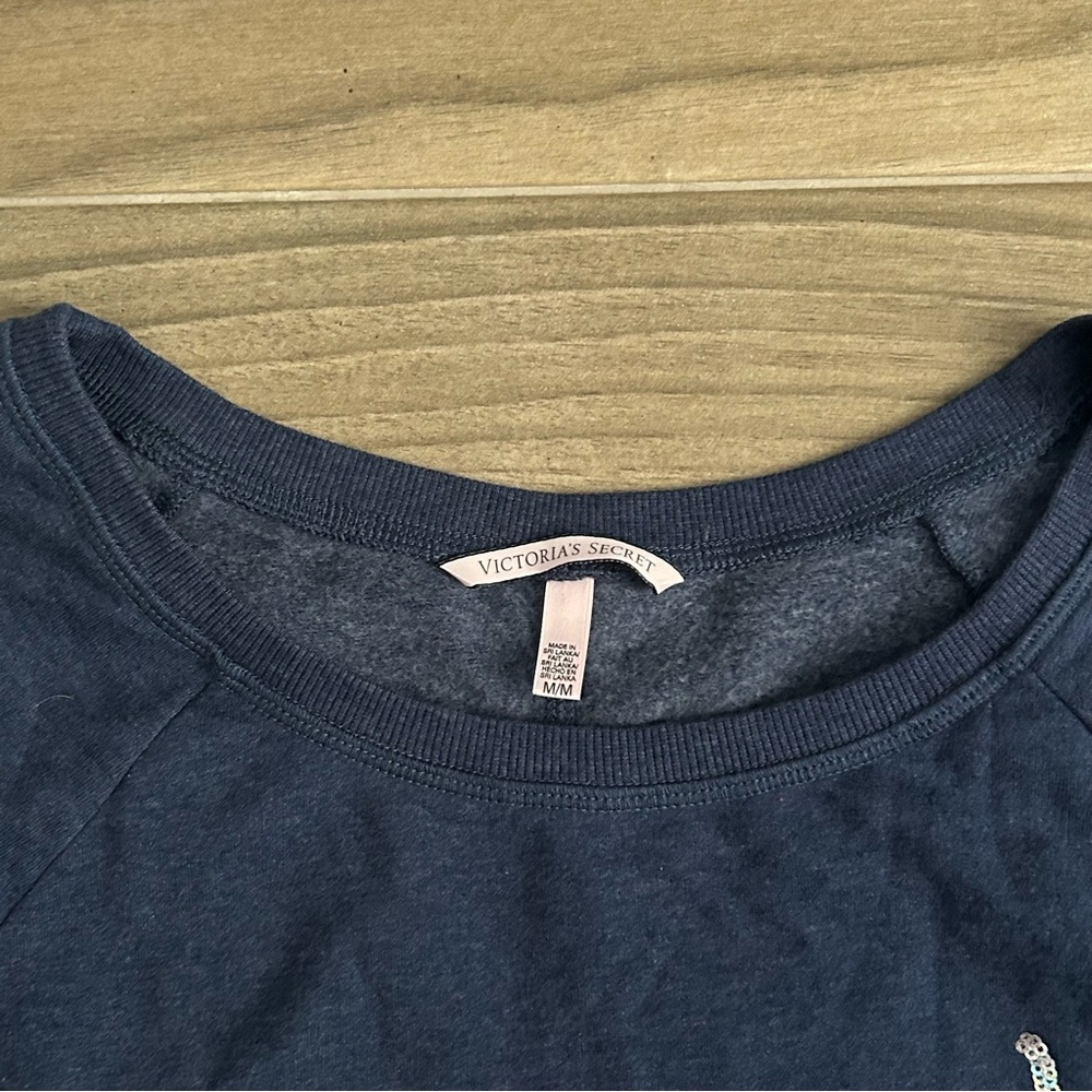 Victoria's Secret Navy Pullover - Picture 2 of 4